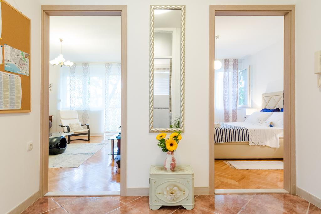 Apartment Mandalina Spalato Esterno foto
